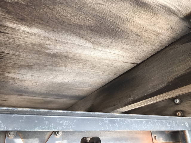 UDトラックスコンドルアルミブロック中型（4t）[写真20]