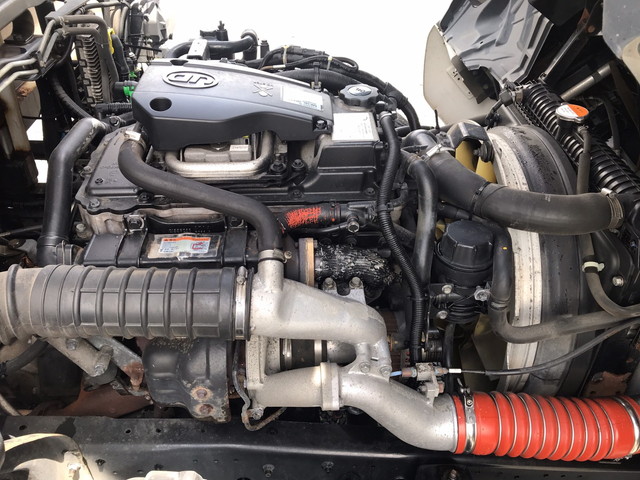 UDトラックスコンドルアルミブロック中型（4t）[写真25]