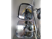 UDトラックスクオントレーラーヘッド（トラクターヘッド）大型（10t）[写真14]