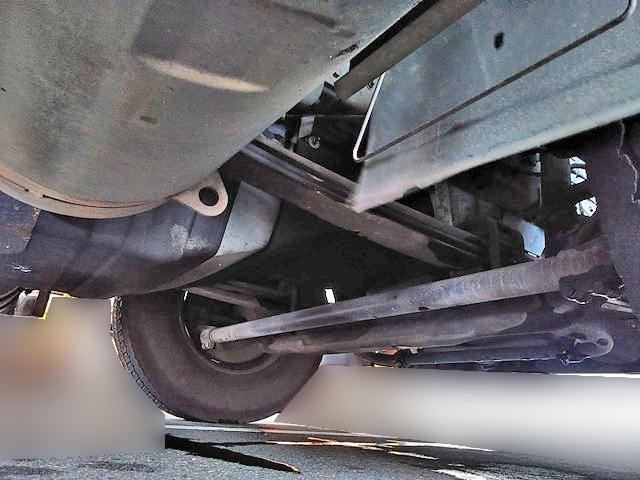 UDトラックスクオントレーラーヘッド（トラクターヘッド）大型（10t）[写真17]