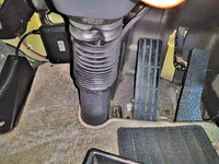 UDトラックスクオントレーラーヘッド（トラクターヘッド）大型（10t）[写真32]