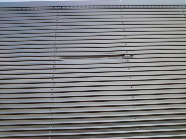 いすゞエルフアルミバン小型（2t・3t）[写真18]