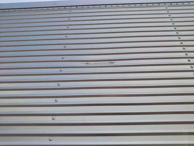 いすゞエルフアルミバン小型（2t・3t）[写真19]