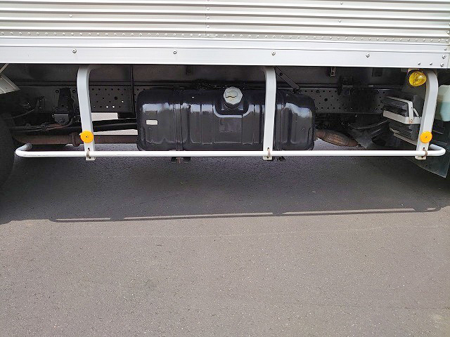 いすゞエルフアルミバン小型（2t・3t）[写真21]