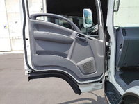 いすゞエルフアルミバン小型（2t・3t）[写真30]