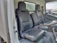 いすゞエルフアルミバン小型（2t・3t）[写真33]