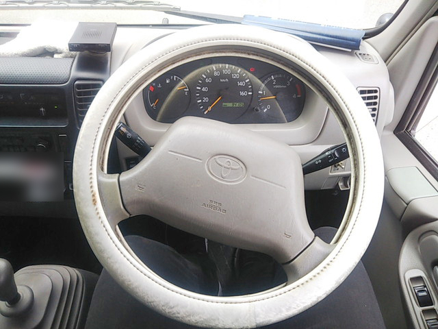 トヨタダイナクレーン4段小型（2t・3t）[写真23]