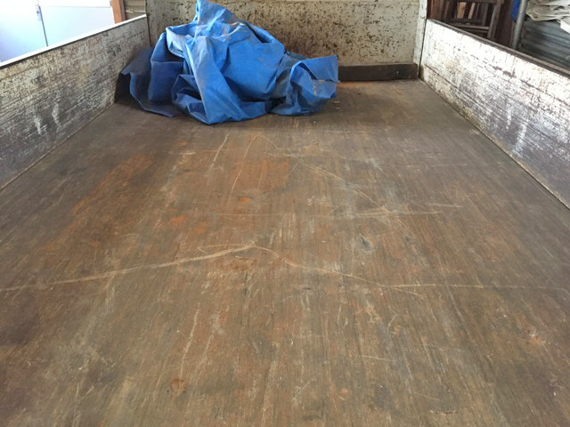 いすゞエルフダンプ小型（2t・3t）[写真08]