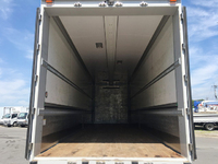 日野プロフィア冷蔵冷凍ウイング大型（10t）[写真10]