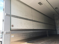 日野プロフィア冷蔵冷凍ウイング大型（10t）[写真11]