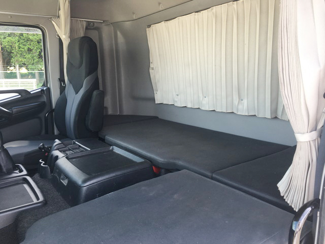 日野プロフィア冷蔵冷凍ウイング大型（10t）[写真29]