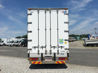 日野プロフィア冷蔵冷凍ウイング大型（10t）[写真09]