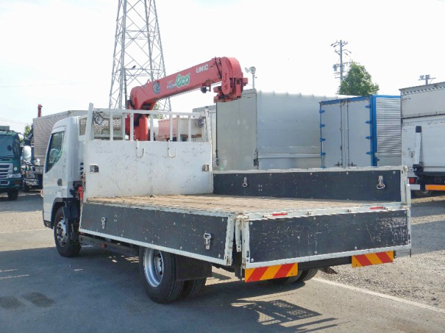 三菱ふそうキャンターユニック3段小型（2t・3t）[写真10]