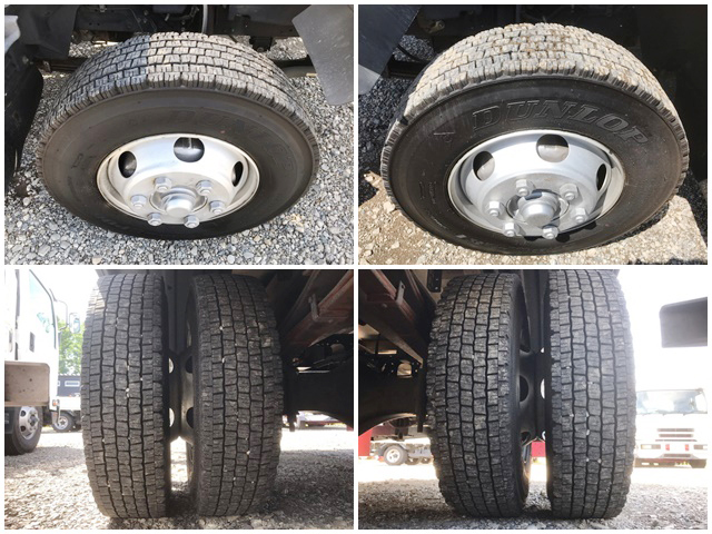 いすゞフォワードパネルバン中型（4t）[写真24]