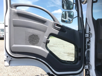 いすゞフォワードパネルバン中型（4t）[写真29]