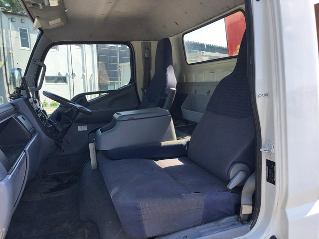 三菱ふそうキャンターユニック5段小型（2t・3t）[写真33]