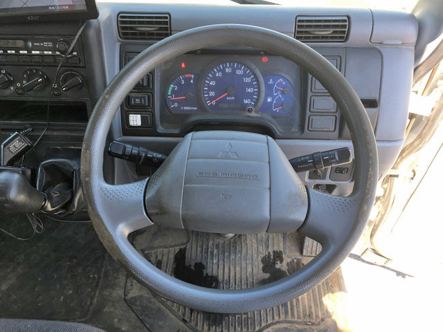 三菱ふそうキャンターユニック5段小型（2t・3t）[写真37]