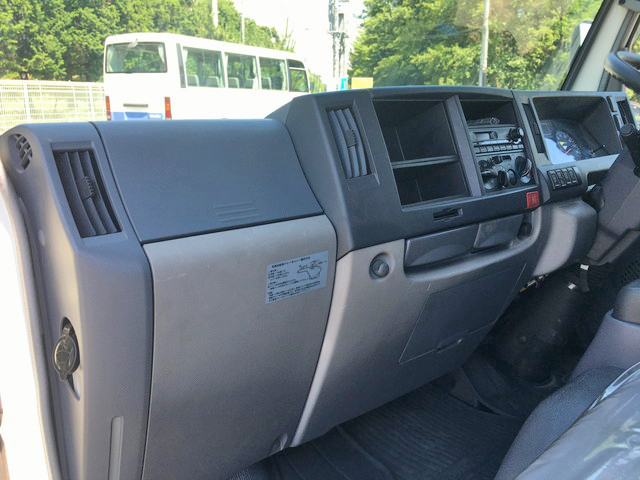 UDトラックスコンドルアルミウイング小型（2t・3t）[写真31]