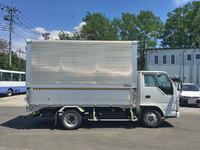 UDトラックスコンドルアルミウイング小型（2t・3t）[写真06]