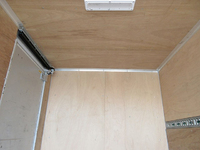 三菱ふそうキャンターアルミバン小型（2t・3t）[写真15]