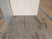 三菱ふそうキャンターアルミバン小型（2t・3t）[写真16]