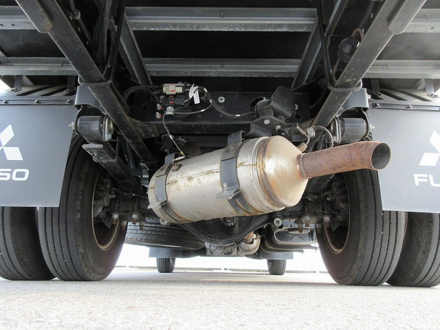 三菱ふそうキャンターアルミバン小型（2t・3t）[写真25]