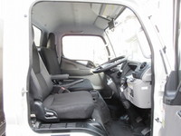 三菱ふそうキャンターアルミバン小型（2t・3t）[写真26]