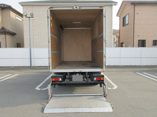 三菱ふそうキャンターアルミバン小型（2t・3t）[写真08]