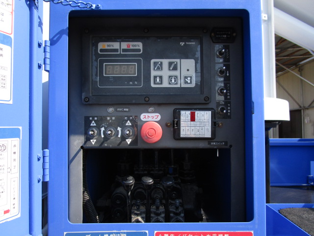 三菱ふそうキャンター高所作業車小型（2t・3t）[写真27]