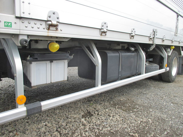 UDトラックスコンドルアルミウイング中型（4t）[写真17]