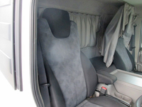 UDトラックスコンドルアルミウイング中型（4t）[写真26]