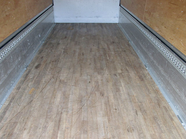 UDトラックスコンドルアルミウイング中型（4t）[写真07]