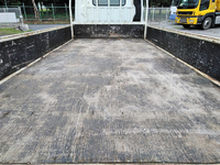 三菱ふそうキャンター平ボディ小型（2t・3t）[写真11]