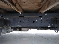 三菱ふそうキャンター平ボディ小型（2t・3t）[写真16]