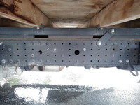 三菱ふそうキャンター平ボディ小型（2t・3t）[写真17]