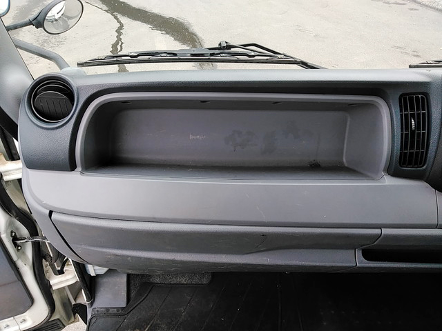 三菱ふそうキャンター平ボディ小型（2t・3t）[写真31]