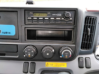 三菱ふそうキャンター平ボディ小型（2t・3t）[写真32]