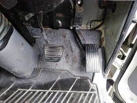 三菱ふそうキャンター平ボディ小型（2t・3t）[写真39]