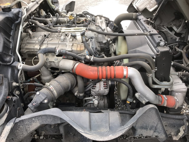 三菱ふそうキャンター平ボディ小型（2t・3t）[写真26]