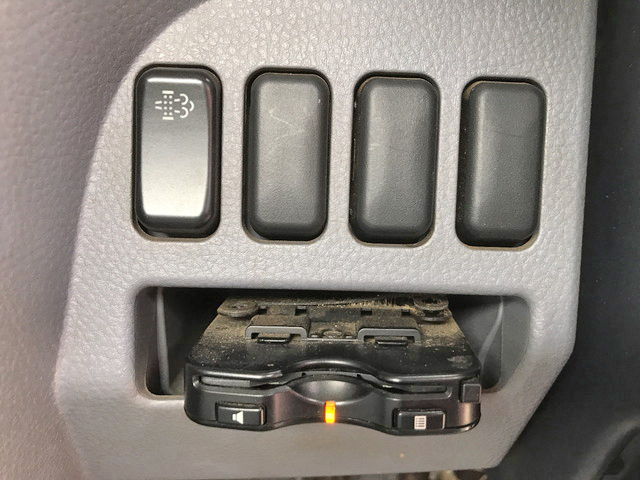 三菱ふそうキャンター平ボディ小型（2t・3t）[写真35]