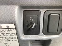 三菱ふそうキャンター平ボディ小型（2t・3t）[写真36]