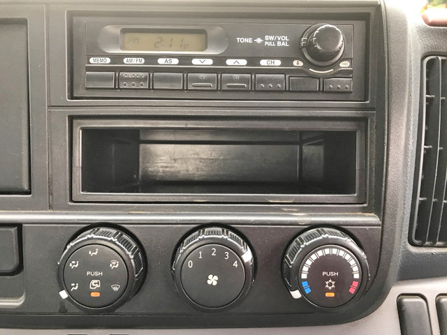 三菱ふそうキャンター平ボディ小型（2t・3t）[写真37]