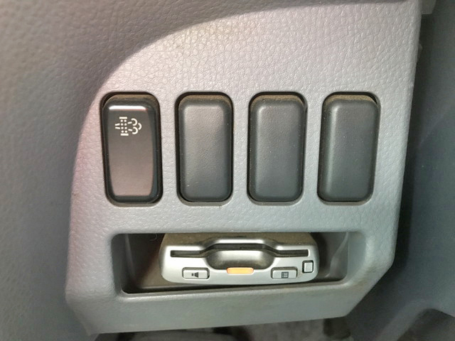 三菱ふそうキャンター平ボディ小型（2t・3t）[写真34]