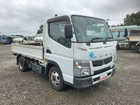 三菱ふそうキャンター平ボディ小型（2t・3t）[写真03]