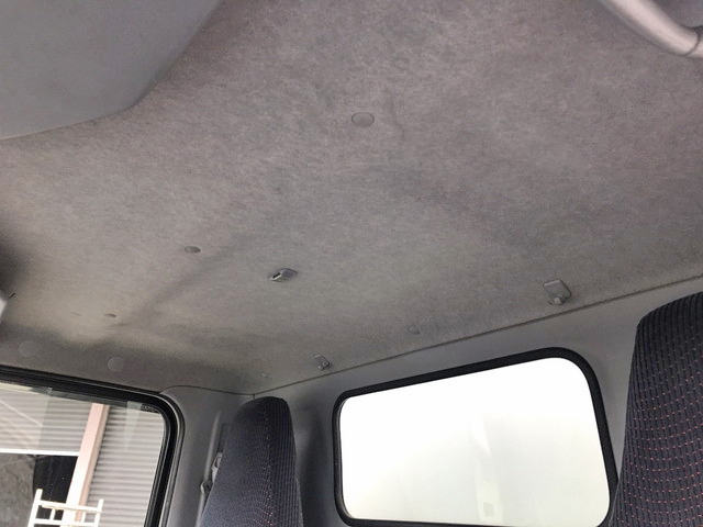 三菱ふそうキャンターパネルバン小型（2t・3t）[写真28]