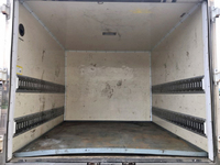 三菱ふそうキャンターパネルバン小型（2t・3t）[写真09]