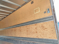 日野レンジャーアルミバン中型（4t）[写真10]