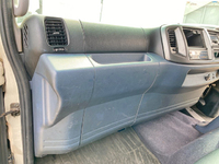 日野レンジャーアルミバン中型（4t）[写真32]