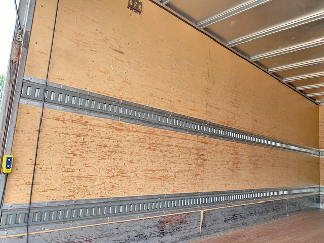 日野レンジャーアルミバン中型（4t）[写真09]