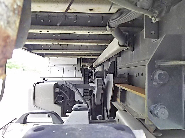 三菱ふそうキャンターアルミウイング小型（2t・3t）[写真17]